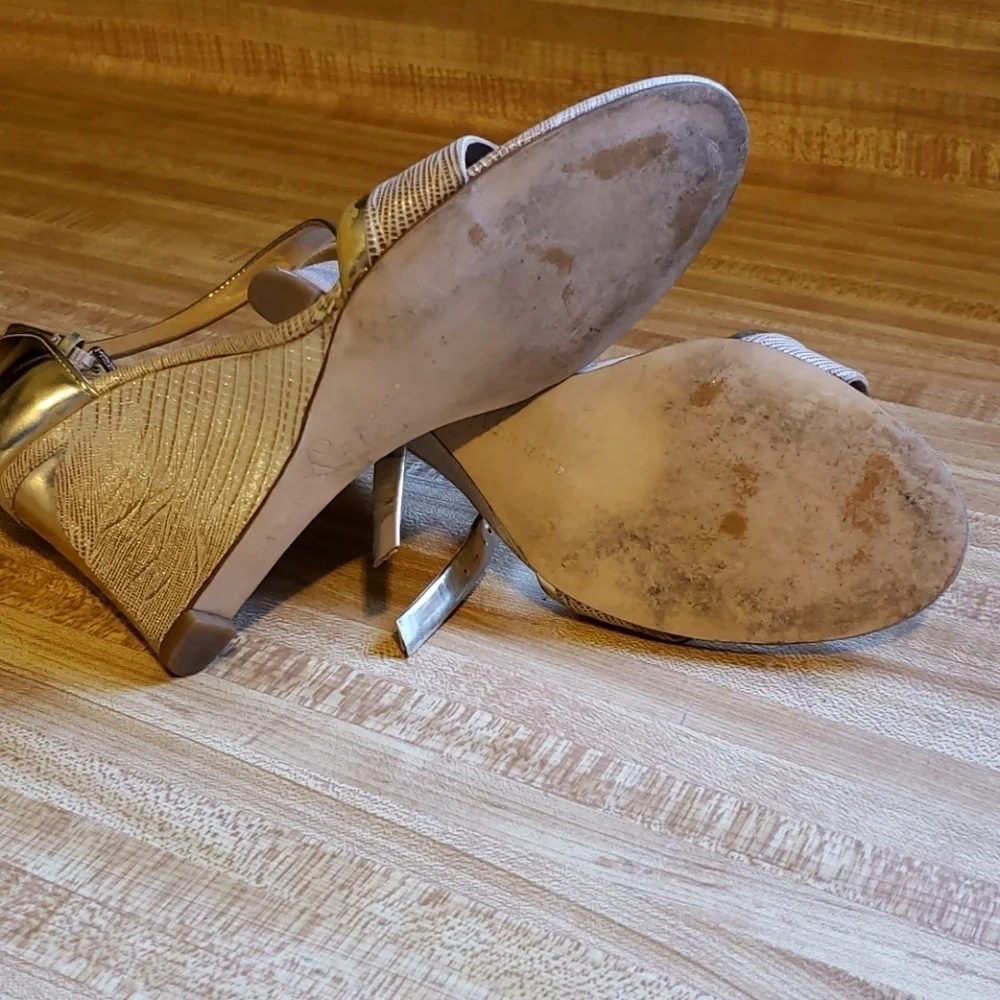 Ivanka trump gold wedges size 7M LAST OFFER